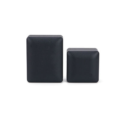 satın al Hanhong Özel Yüzük Kutusu Hafif 6.5*6.5*4.5cm Boyut Kara Deri ve Kadife Malzemesi online manufacture