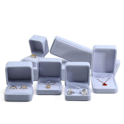 White Velvet Custom Jewelry Packaging Box for Necklace Stud Earrings Bilezik ve Yüzük