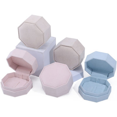 satın al 7.5*7.5cm Kadife Mücevher Kutusu Özel Logo Kolye ve Yüzük Set Gösterim Seyahat online manufacture