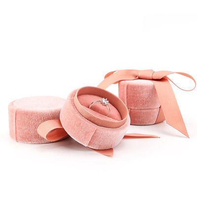 Hanhong Tiandi Flanel Kumaş Yüzük Kutusu Mücevher Paketleme 5*4.5*5cm Plastik Kadife