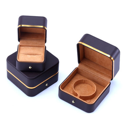 Kolye Kolye Saat ve Yüzük için Embossing Logo Sınıf Deri Mücevher Paket Kutusu