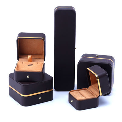 Kolye Kolye Saat ve Yüzük için Embossing Logo Sınıf Deri Mücevher Paket Kutusu