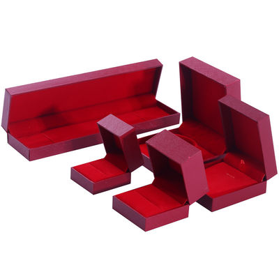 El yapımı Eco Karton kırmızı flip mücevher kutusu özelleştirilebilir mücevher kutusu