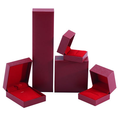 El yapımı Eco Karton kırmızı flip mücevher kutusu özelleştirilebilir mücevher kutusu