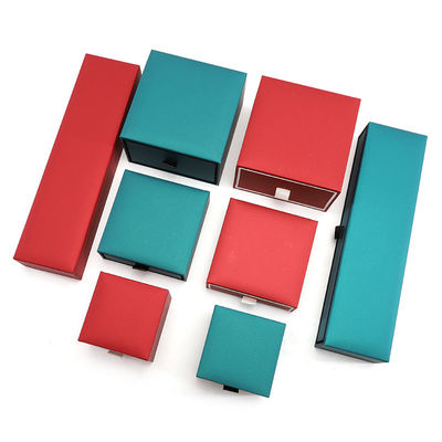 Özel Logo El yapımı Kağıt Mücevher Kutusu Mücevher Çıkartma Paket Kutusu