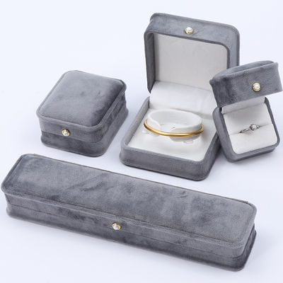 satın al Gri Yuvarlak Köşe İnci Ornament Kadife Mücevher Kutusu Lüks Mücevher Paket Kutusu online manufacture