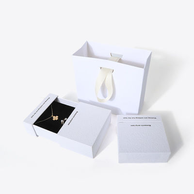 Çin üretim toptan yüksek kaliteli Kolye Kulaklık Bilezik Yüzük Kutusu Mücevher ambalajı Kişiselleştirilmiş Özel Eko Dost Karton Kağıt Beyaz Çekmece Mücevher Kutusu Logo ile