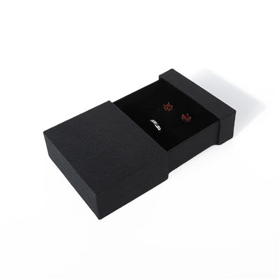 Çin Üretim Toptan Yüksek Kalite Kolye Kulaklık Bilezik Yüzük Kutusu Mücevher ambalajı Kişiselleştirilmiş Özel Ekolojik Arkadaşça Karton Kağıt Siyah Çekmece Mücevher Kutusu Logo ile