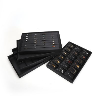 özelleştirilebilir Lüks siyah deri Takı Tepsileri OEM Takı Tepsileri yüzük bileklik Kolye için teşhir