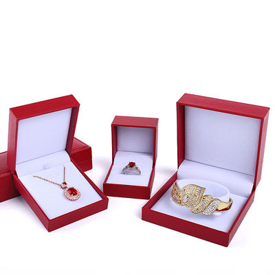 Karton Mücevher Kutusu Paketlemesi Kolye Bilezik Yüzük Kulaklık 6,5x6cm Boyut
